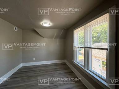 Main picture of 1225 S Chestnut Ave