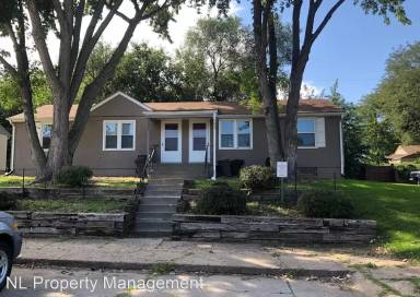 Main picture of 3066 S 41st St