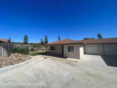 Main picture of 765 N Alda Dr