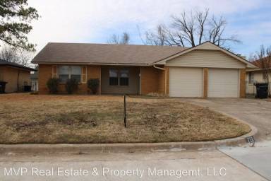 Main picture of 709-713 Eagle Dr