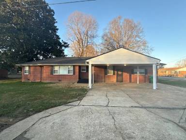 Main picture of 35 Wiley Dr