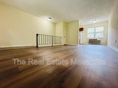 Main picture of 925 Shallowford Rd