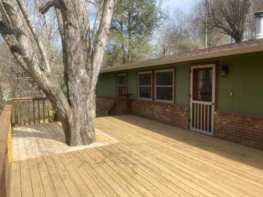 Main picture of 45 Reservoir St