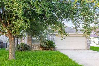 Main picture of 810 Regional Park Dr