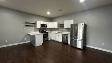 Main picture of 229 W Central Ave