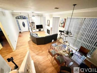 Main picture of 628 Raintree Cir