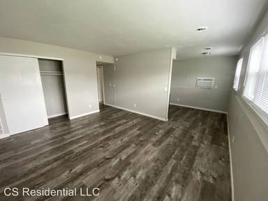 Main picture of 3520 Bridge Ave