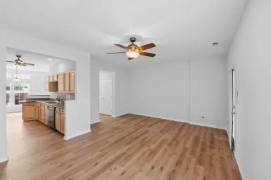 Main picture of 4957 Sunburst Ln