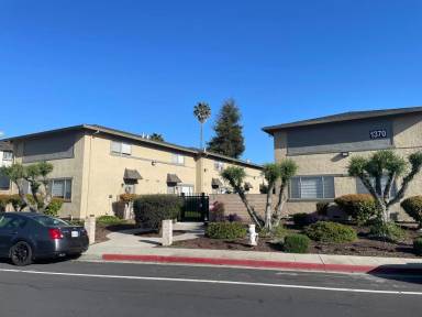Main picture of 1370 Calabazas Blvd