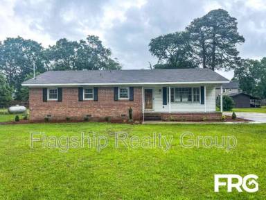 Main picture of 2609 Lisa Ln