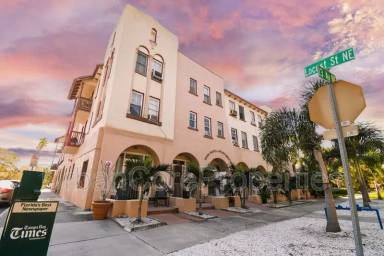 Main picture of 360 13th Ave NE