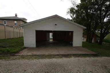 Main picture of 1107 S 3rd St