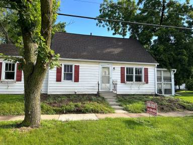 Main picture of 744 Wallgate Ave