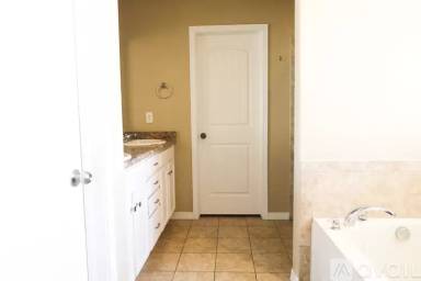 Main picture of 8820 Dry Needle Pl
