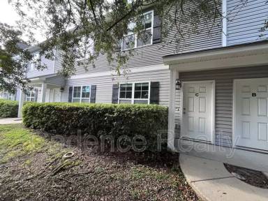 Main picture of 202 Jordan Ln