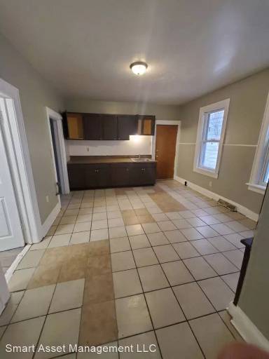 Main picture of 2626 N 24th St