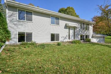 Main picture of 8106 Dakota Ln