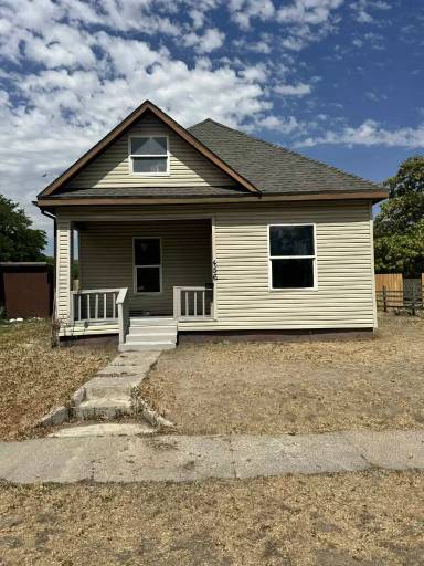 Main picture of 456 6th Ave N