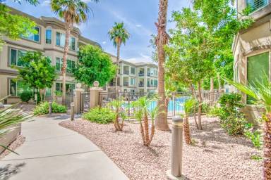 Main picture of Regatta Pointe