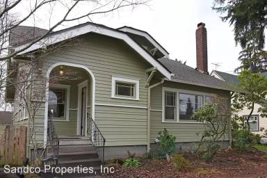 Main picture of 1012 S Oakes St