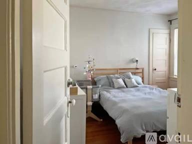 Main picture of 356 Hope St