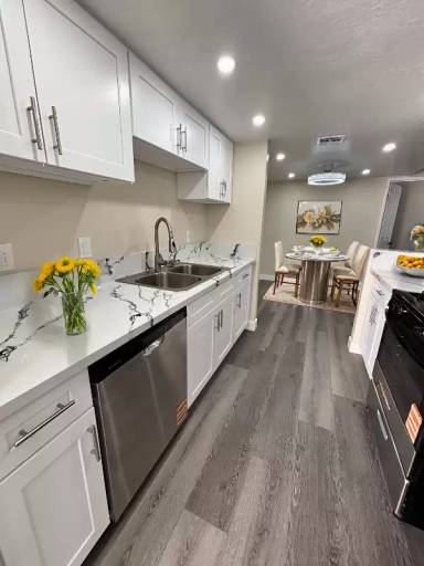 Main picture of Spring Knolls Association