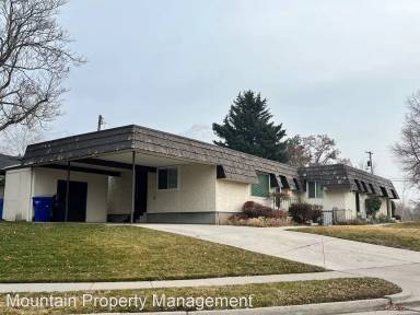 Main picture of 3483 S Waymark Cir