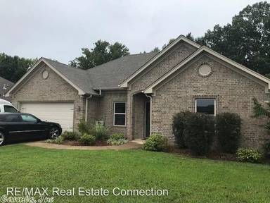 Main picture of 164 Creekside Dr