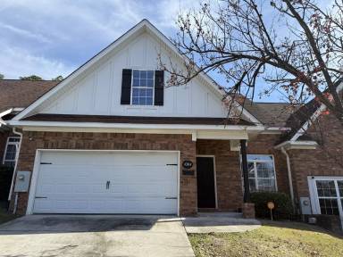 Main picture of 4304 E Barcelona Way