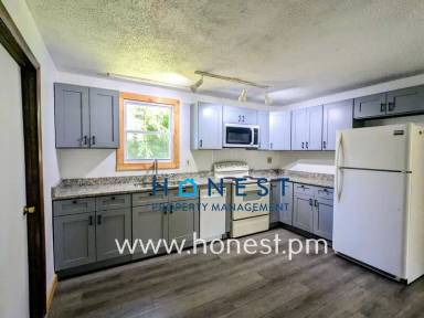 Main picture of 2496 N Belfast Ave