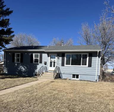 Main picture of 3436 E 11th St
