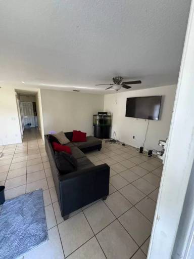 Main picture of 2609 E Emma St