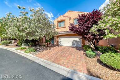 Main picture of 1012 Bonitos Suenos St