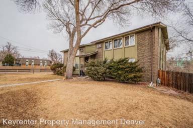 Main picture of 1280 Zephyr St