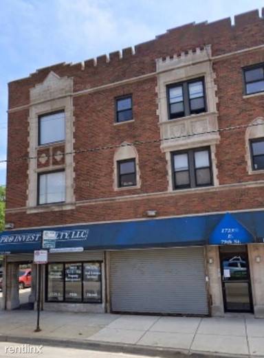 Main picture of 1723 E 79th St