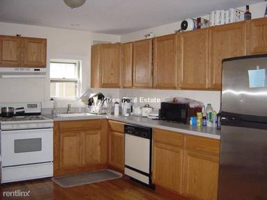 Main picture of 2 Park Ave