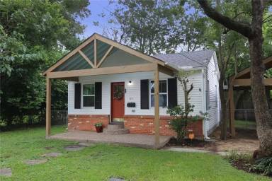 Main picture of 111 Harris Ct