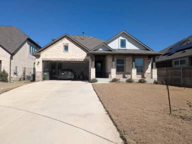 Main picture of 212 Crimson Rose Ct