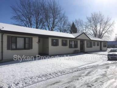 Main picture of 112 N Douglas Ave