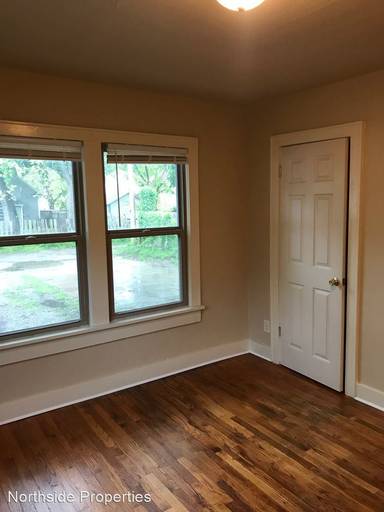 Main picture of 1213 N Jackson Ave