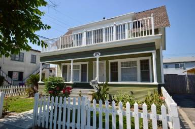 Main picture of 275 Cherry Ave