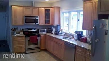 Main picture of 82 Lowden Ave