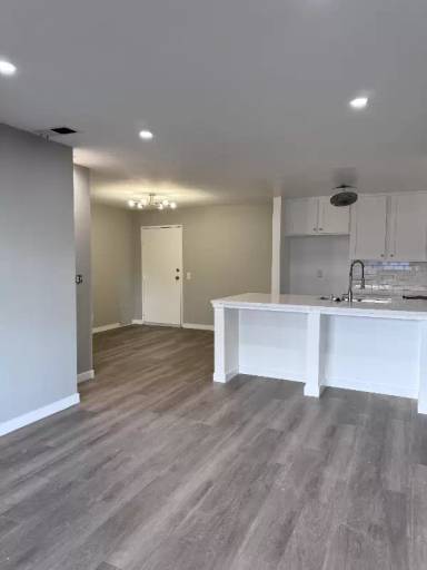 Main picture of 7531 Hampton Ave