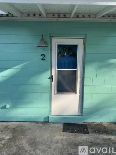Main picture of 189 Oak Ave