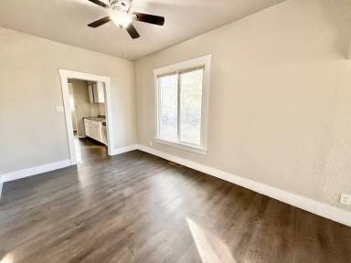 Main picture of 1036 S Santa Fe Ave