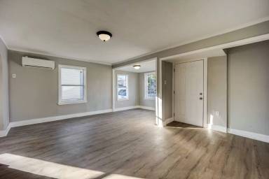 Main picture of 3008 Alabama Ave