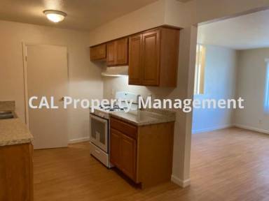 Main picture of 524 N Vanderhurst Ave