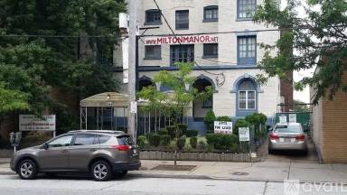 Main picture of 2344 Prospect Ave E