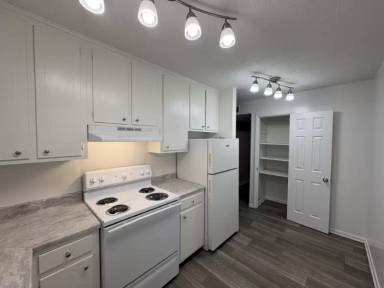 Main picture of Pine Brook Apartments