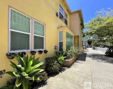 Main picture of 122 Elm Ave